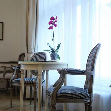 - Laipu Apartamento Riga